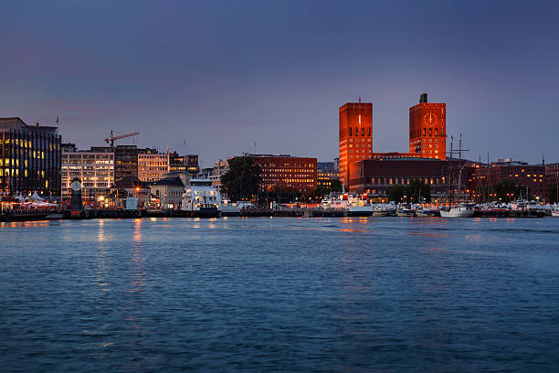 istock Oslo skyline with city hall at sunset 498372626