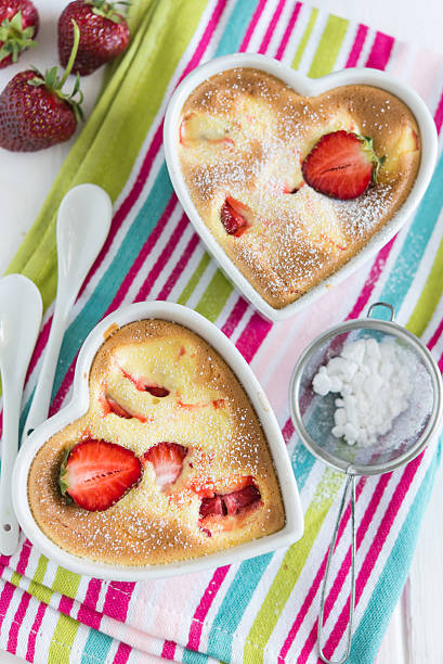 istock Baked strawberries with sugar and yolk sauce 498376908