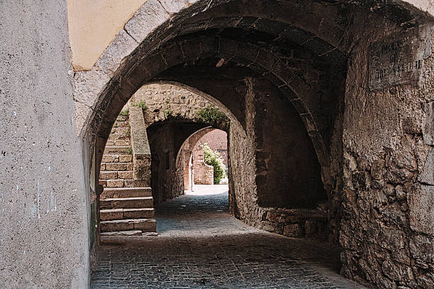 istock Porch from the Middle Ages 498399334