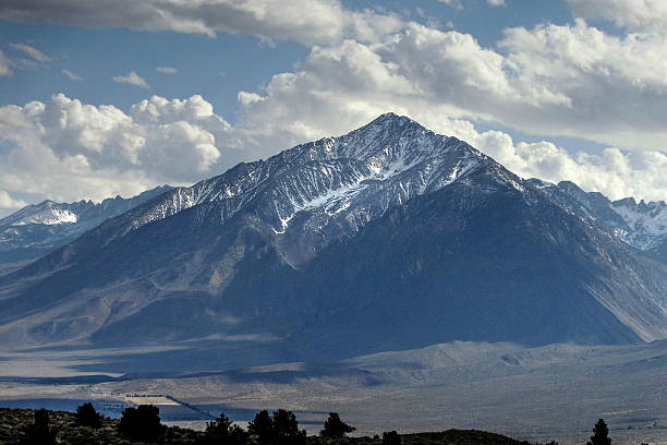 istock Mountain Top - Mt. Patterson, California, USA 498399898