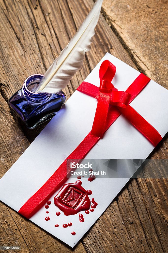 Elegante lettera con sigillante e blu inchiostro rosso - Foto stock royalty-free di Affari