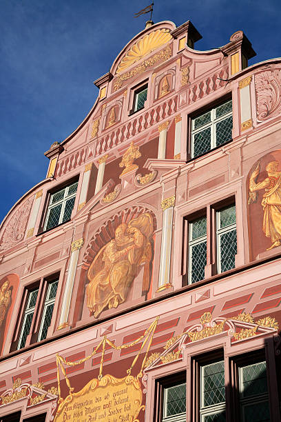 die townhall, place de la reunion, mulhouse, elsass, frankreich - mühlhausen stock-fotos und bilder