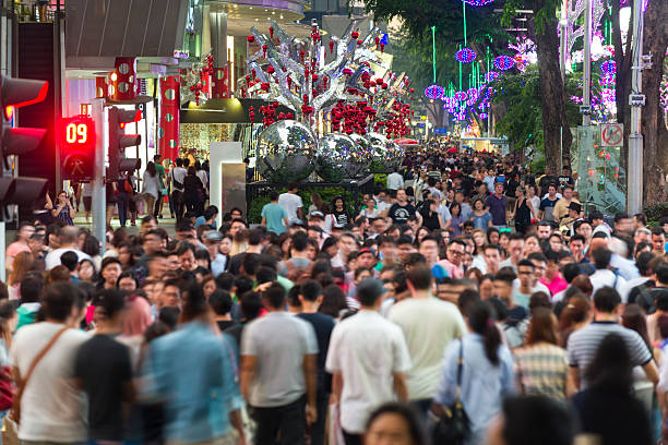 istock Busy Orchard Road During Christmas Festive Season 498463270