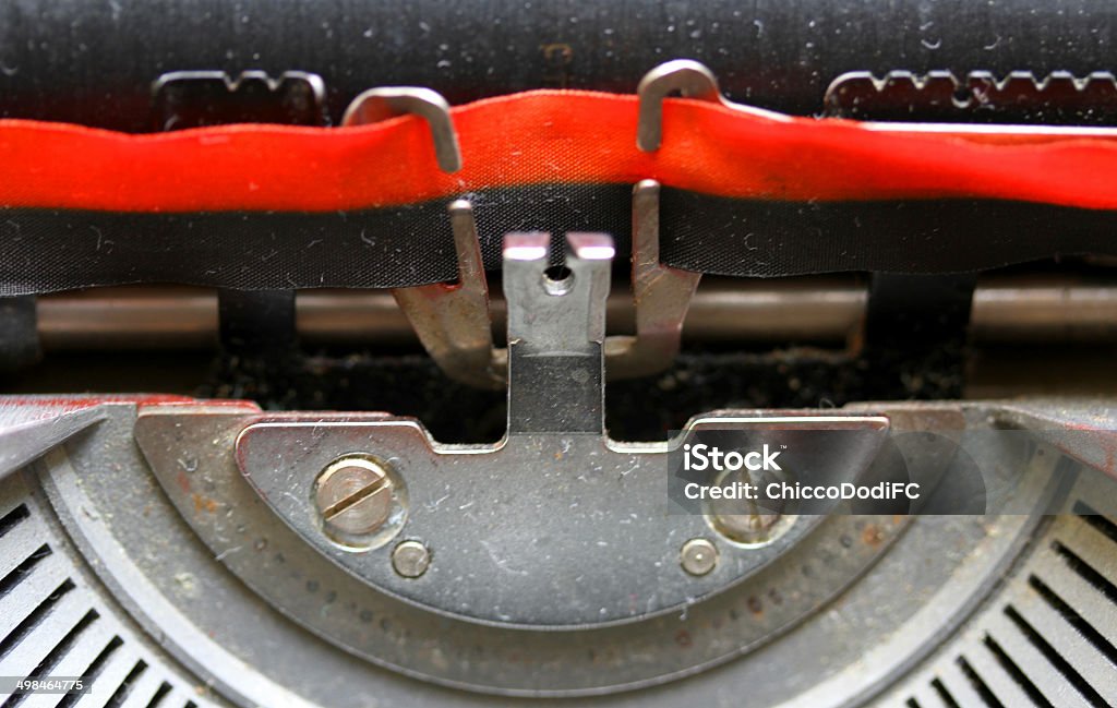 Schwarzes und rotes Band einer italienischen mechanische Schreibmaschine - Lizenzfrei 1930-1939 Stock-Foto