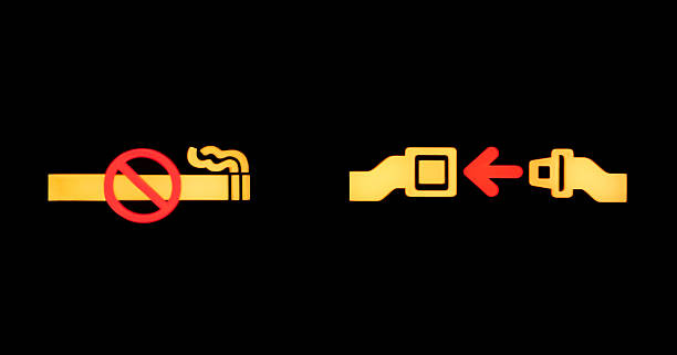 самолёт ремня безопасности и знак для некурящих - seat belt стоковые фото и изображения