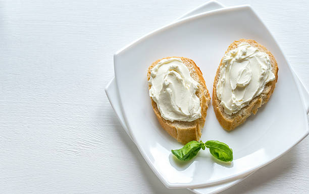 istock Sandwiches with cream cheese 498467730