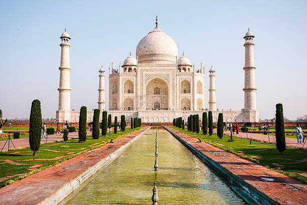 istock Tourists visit the Taj Mahal 498477943