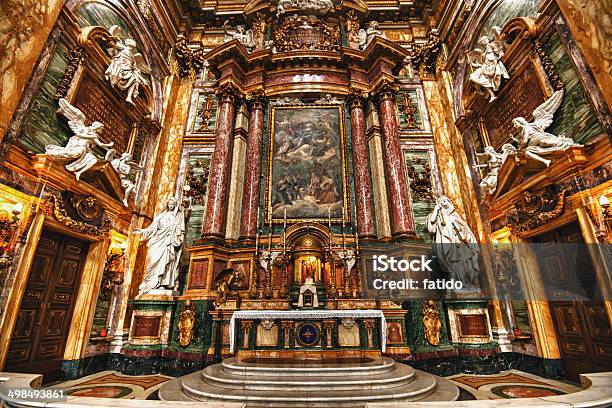 El Interior De La Basílica Dei Ss Ambrogio E Carlo Foto de stock y más banco de imágenes de Barroco
