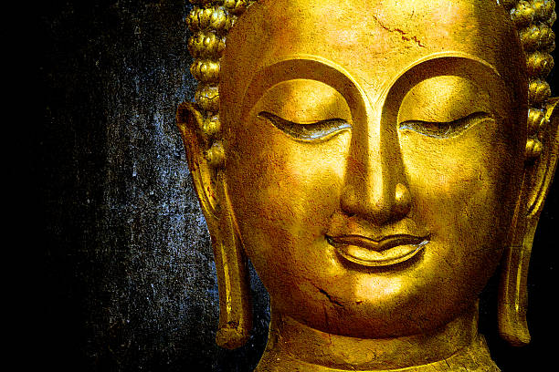 รูปปั้นของพระพุทธรูปพื้นที่สําหรับข้อความของคุณ - buddha face ภาพสต็อก ภาพถ่ายและรูปภาพปลอดค่าลิขสิทธิ์