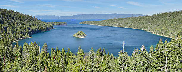 istock Emerald Bay - Lake Tahoe 498509873