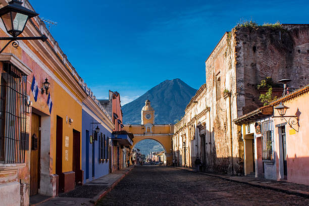 istock St Catarina arc and volcano Antigua Guatemala 498525193