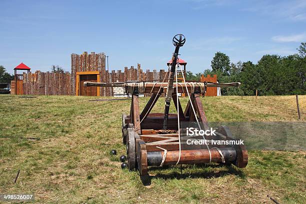 Katapult Stockfoto und mehr Bilder von Startkatapult - Startkatapult, Alt, Altertümlich