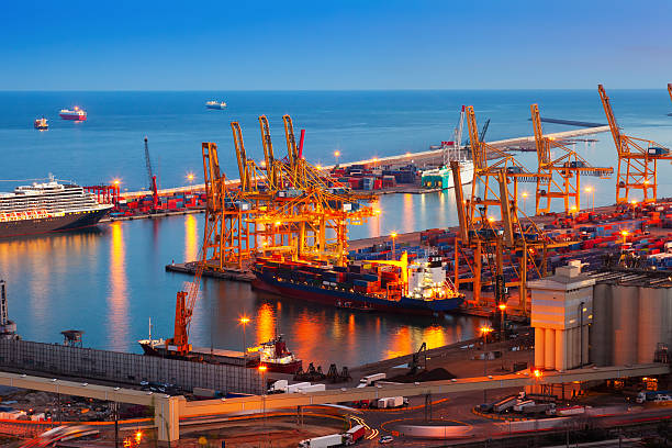 istock Port de Barcelona in night 498526803