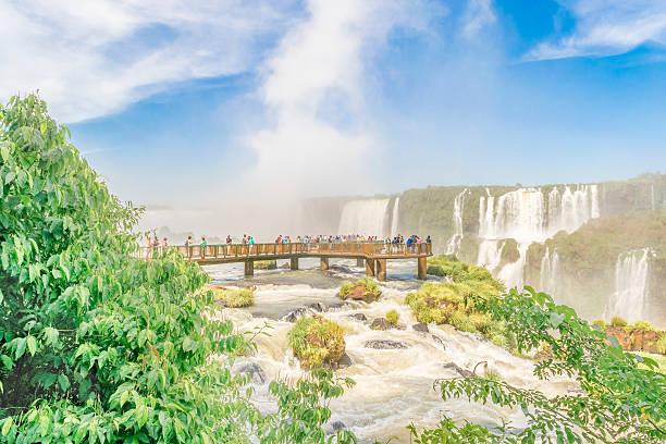 istock Devil Throat Waterfalls from Brazilian Border 498527962