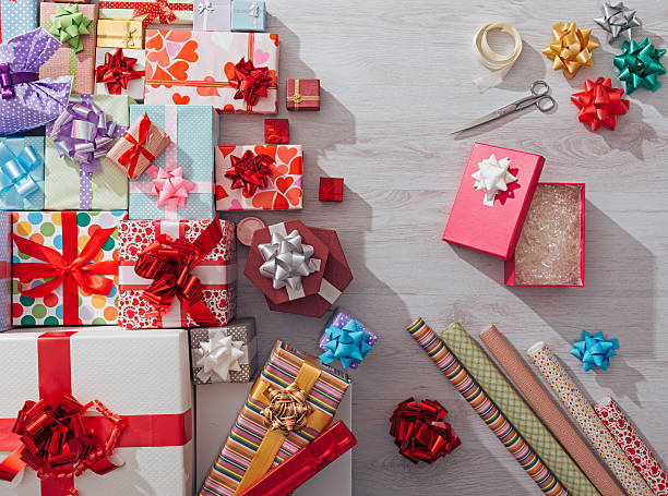 istock Wrapping Christmas gifts 498528332
