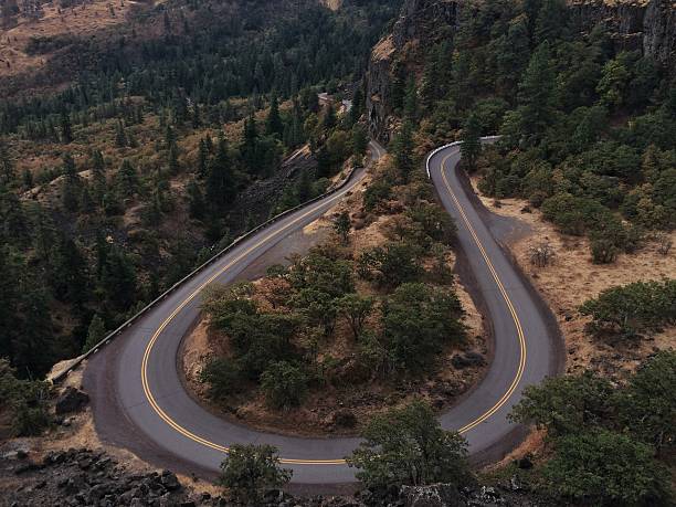 istock Horse shoe road 498534234