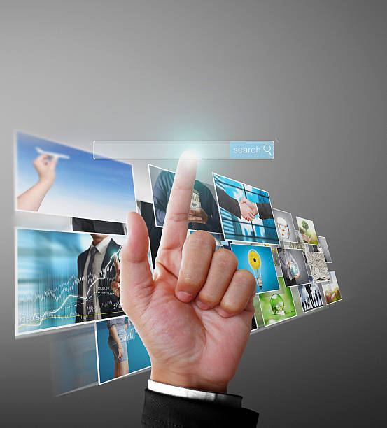 istock Reaching images streaming, digital photo 498557410