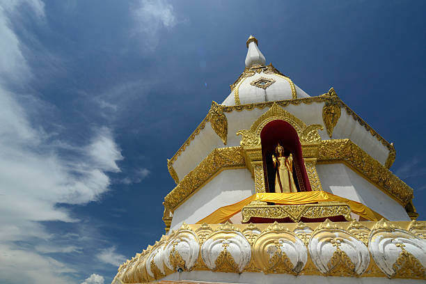 istock THAILAND ISAN KING AND WAT CHAI MONGKHON 498569723