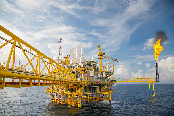 istock Offshore construction platform for production oil and gas 498572800