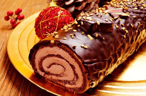 yule log cake, traditional of christmas time