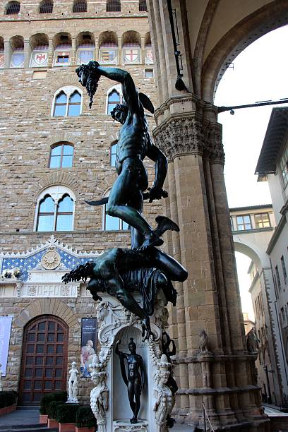 firenze-perseusz z szef medusa, palazzo vecchio - loggia dei lanzi zdjęcia i obrazy z banku zdjęć