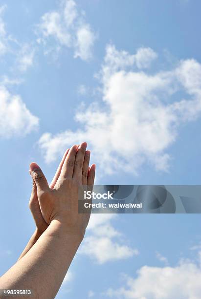 合掌 - zdjęcia stockowe i więcej obrazów Bezchmurne niebo - Bezchmurne niebo, Buddyzm, Fotografika