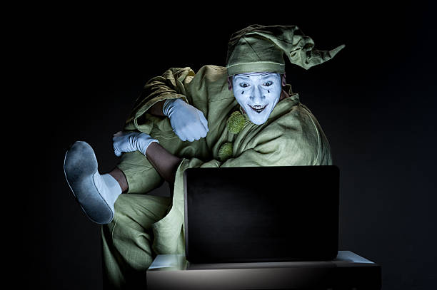 mime のインターネット - clown laptop bizarre men ストックフォトと画像