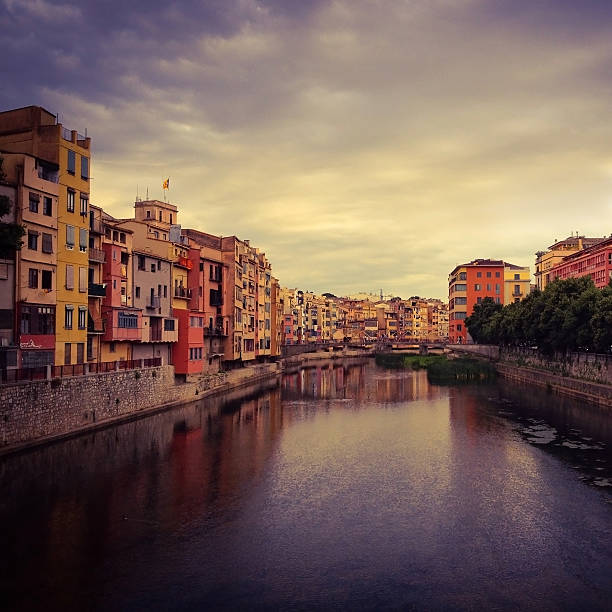 istock Colorful buildings facing river, Girona, Spain 498643719