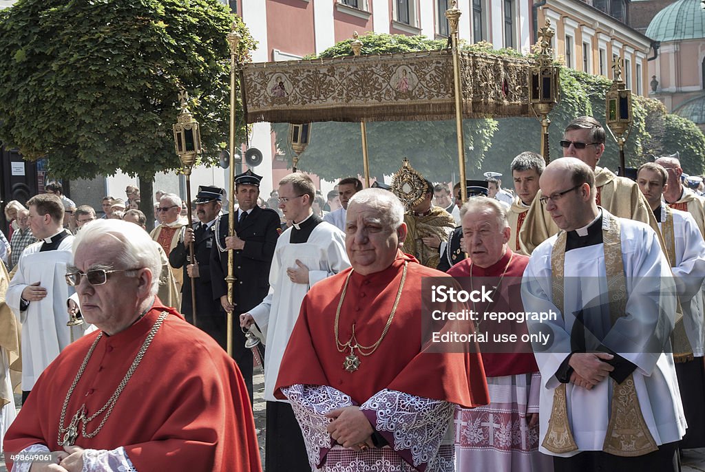 가톨릭 성직자 동안 종교용 이뤄보세요 - 로열티 프리 사제 스톡 사진