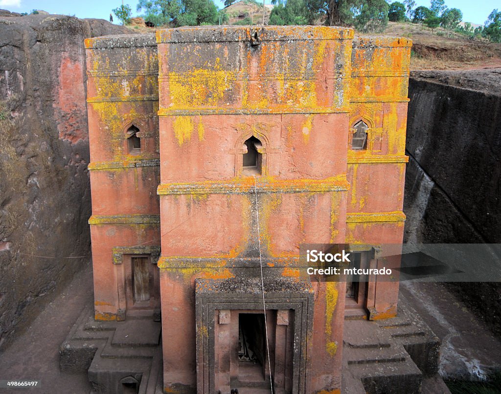 Lalibela, Etiopía: rock tallada en crudo iglesia de san jorge - Foto de stock de Etiopía libre de derechos