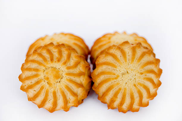 istock shortcake in the form of a flower isolate 498684484
