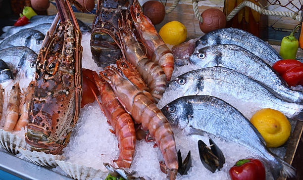 istock Show-window of seafood 498707139