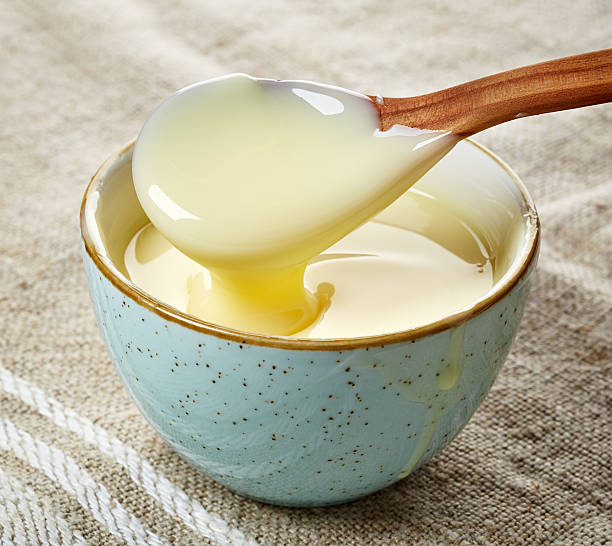 istock bowl of vanilla sauce 498711224
