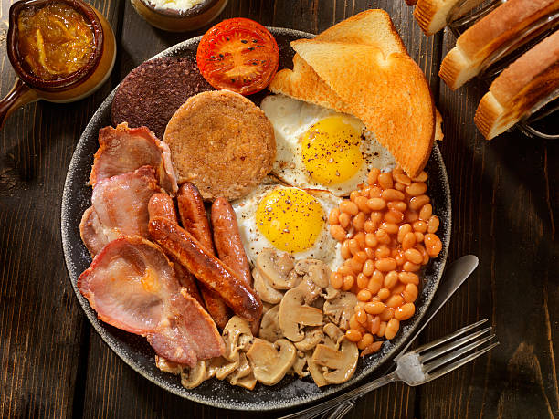 istock Full Traditional English Breakfast 498714608