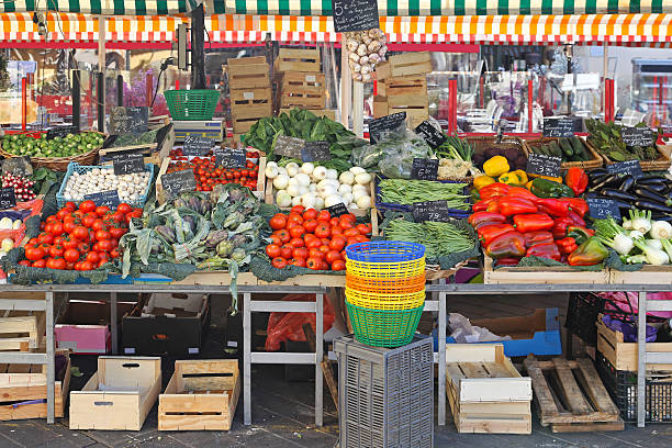 istock Farmers market 498730535