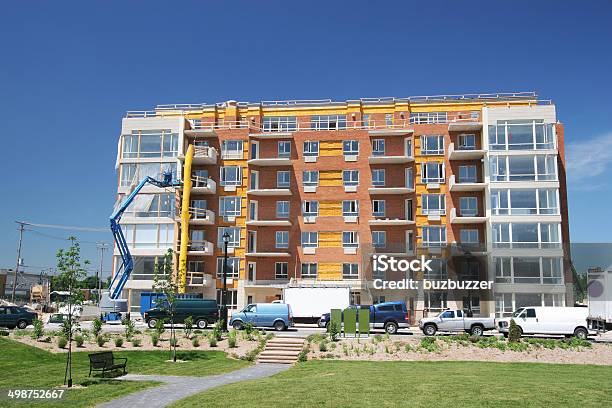 Modernes Apartmentgebäude Im Bau Stockfoto und mehr Bilder von Arbeitsstätten - Arbeitsstätten, Architektur, Ausrüstung und Geräte