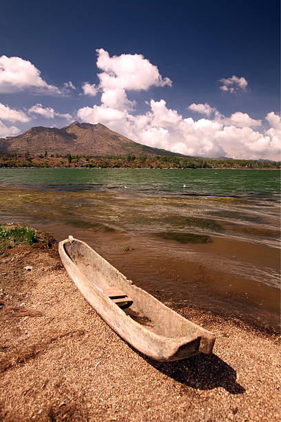 Asia, Suedost, Indonesia, Bali, Island, Lake Batur, Lake, Lake, Gunung Batur, Mount Batur, Volcano, Crater Lake, Landscape, Kedisan, Boat, Dugout, Fishing Boat, (Urs Flueeler)