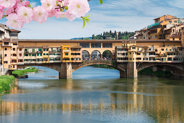 istock Ponte Vecchio, Florence, Italy 498769884