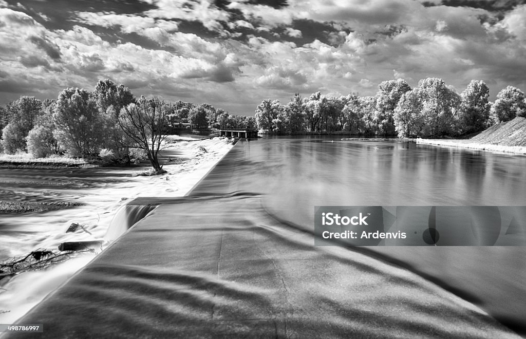 Infrarosso lunga esposizione paesaggio Cascata panorama - Foto stock royalty-free di Acqua