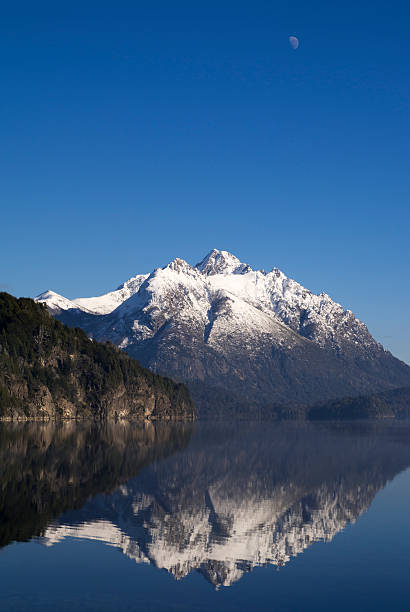 patagônia, bariloche - bariloche chile lake nahuel huapi lake imagens e fotografias de stock