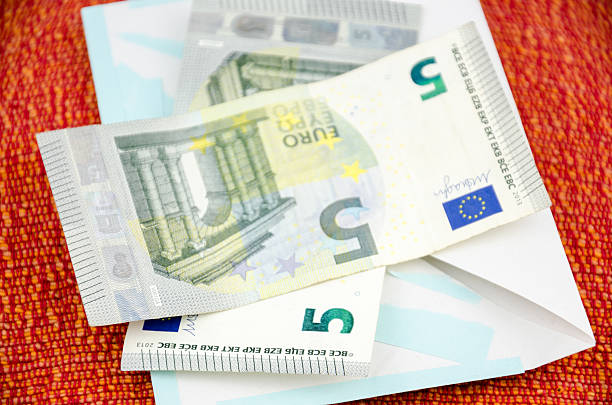 istock Donations and material assistance, together with 5 euros 498800200