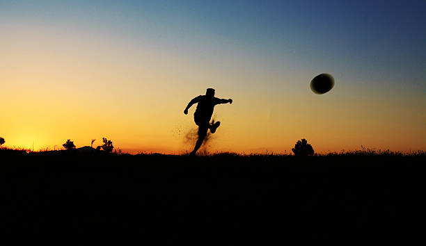 istock football silhouette 498812533