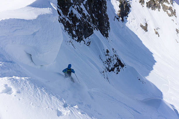 istock Skier in deep powder, extreme freeride 498831228