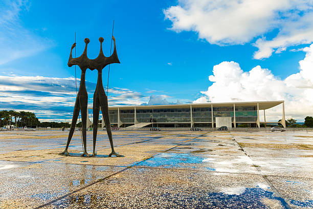 a alvorada palácio, em brasília, brasil - national congress building imagens e fotografias de stock