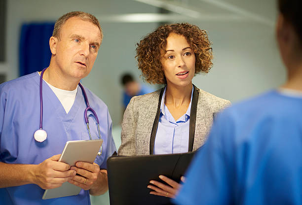 istock medical  business relationship 498840218