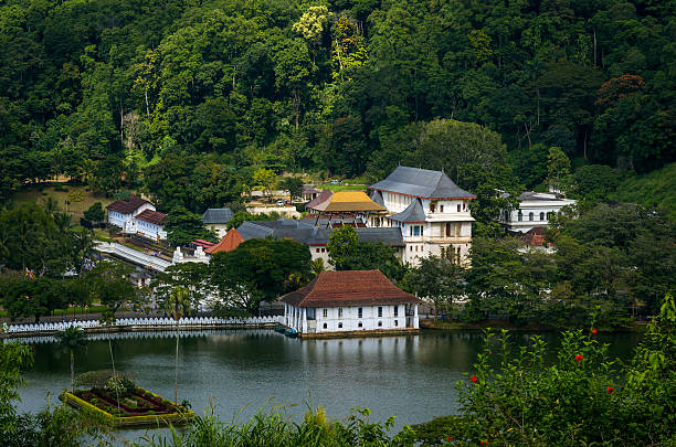 istock Temple of the Tooth, Kandy, Sri Lanka 498889332