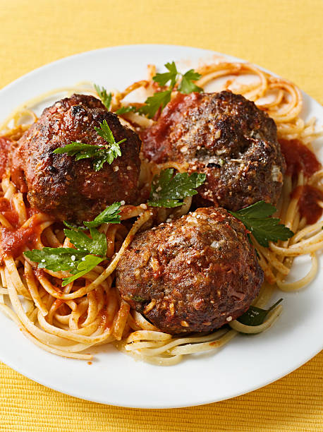 spaghetti and meatball dinner