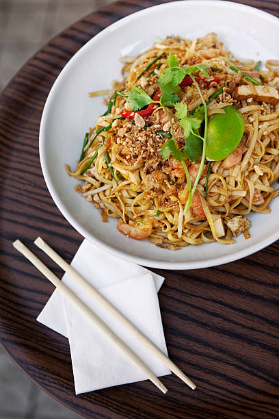 istock Asian noodles on a plate 498948422
