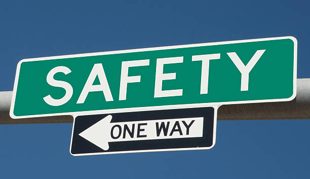 istock Safety Highway Sign 498949380