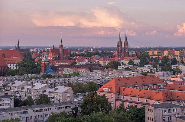 istock Wroclaw old city and cathedral, aerial view 498951710